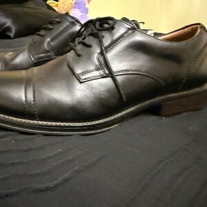 Classic Black Leather Cap-Toe Oxford Dress Shoes - Men
